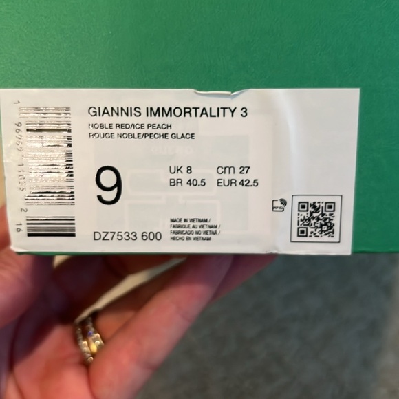 NIKE Giannis basketball volleyball shoes - Picture 2 of 4